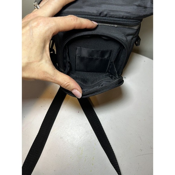 Digital Concepts Camera Case Bag with Strap - 6" x 6" x 3.5" Has Cleaning Kit - Picture 7 of 8